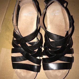 Dansko leather sandals black size 38/8 womens